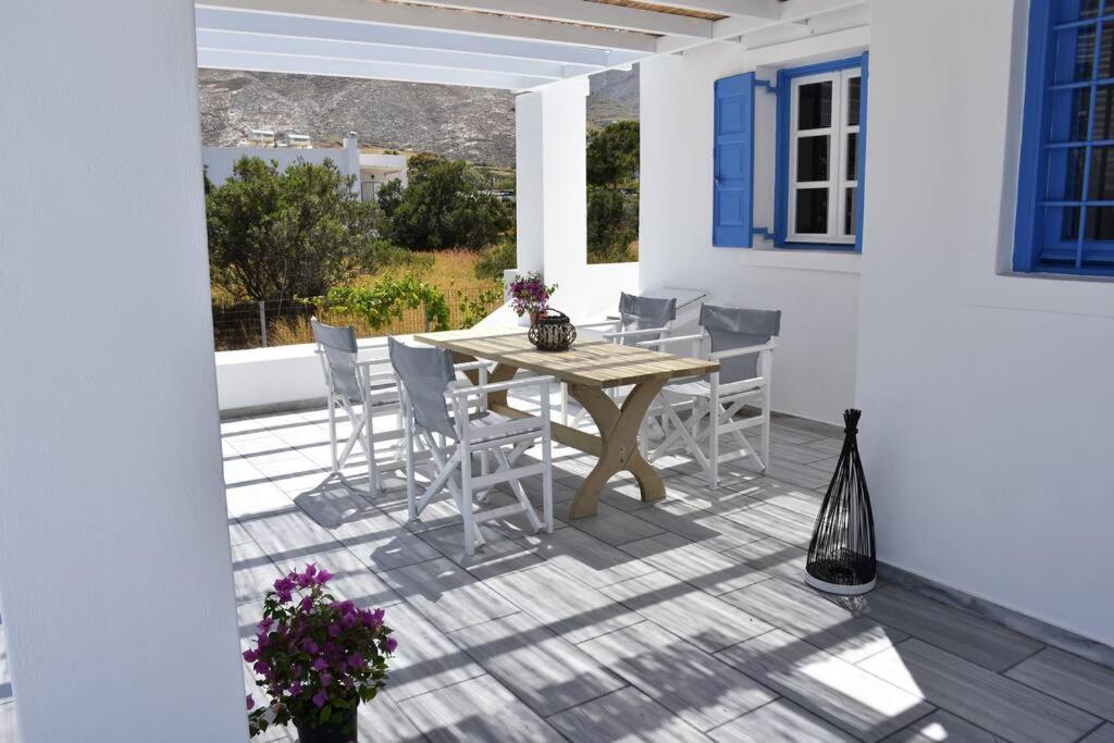 Spacious Veranda, House For 3, In The Village. Kamári Exterior foto